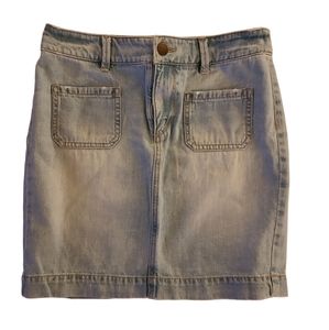 Ann Taylor Loft Faded Jean Mini Skirt, size 00